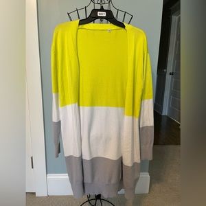 ✨STUNNING NWOT SIZE SMALL CARDIGAN!✨